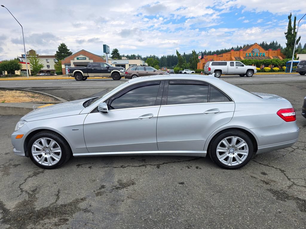 Used 2012 Mercedes-Benz E 350 Sedan image 4