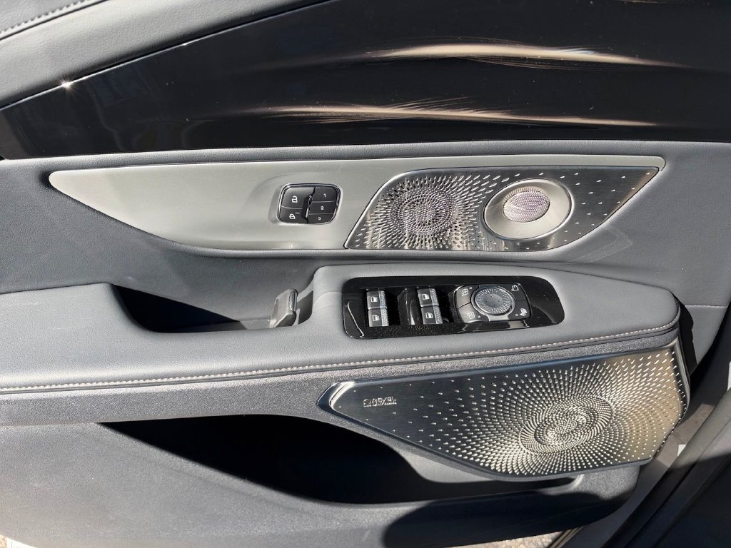 New 2026 Lincoln Nautilus Reserve AWD/4WD image 17