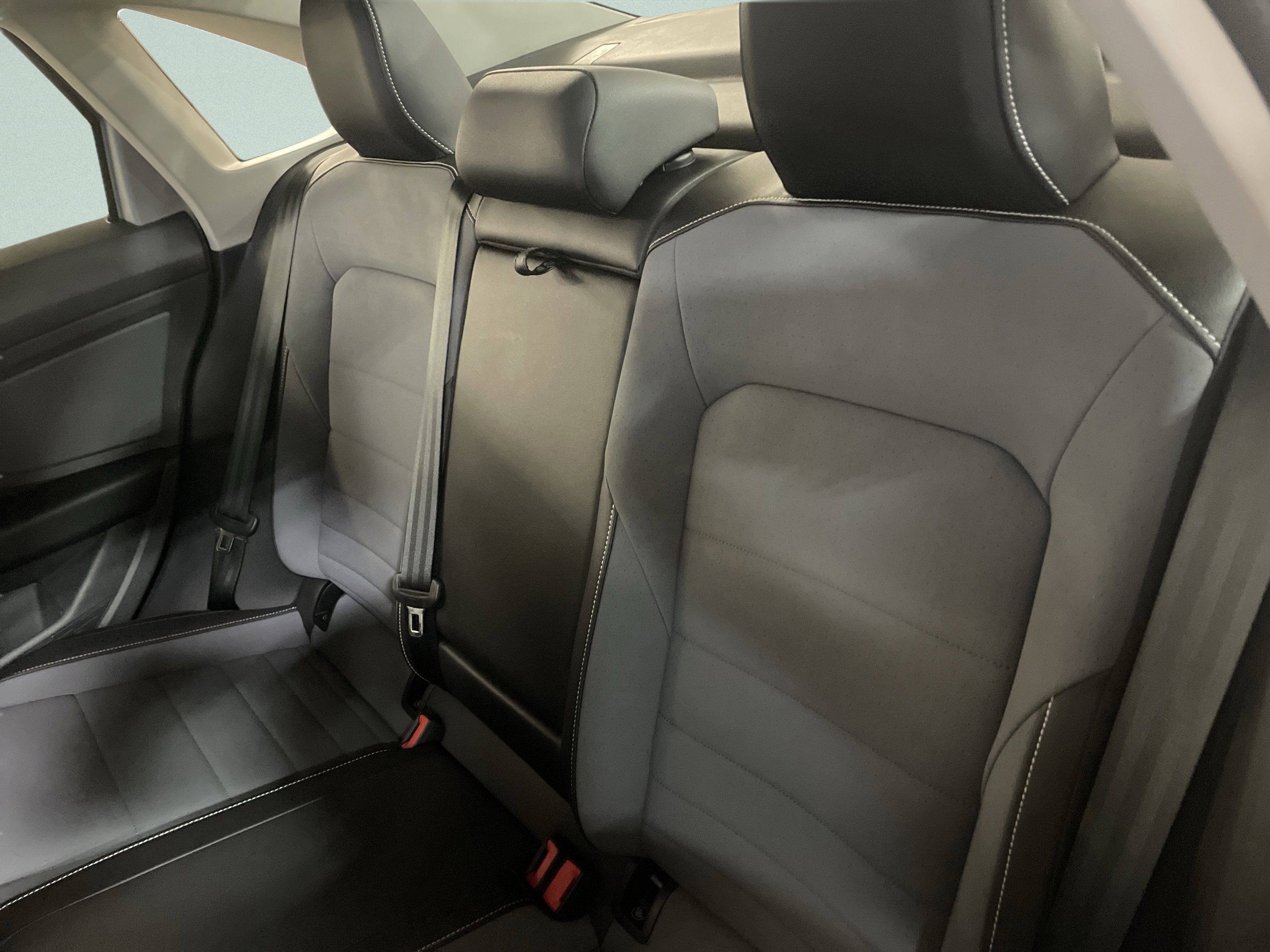 Used 2025 Volkswagen Jetta SE image 11