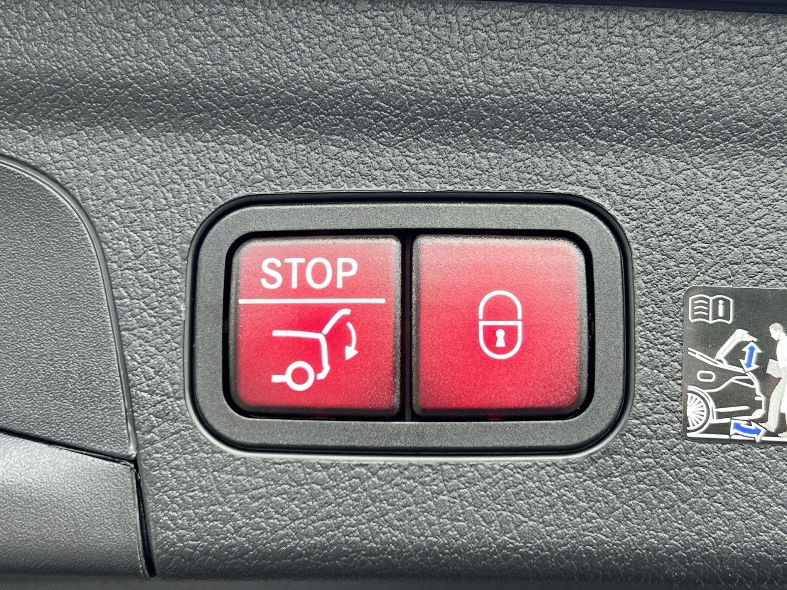 New 2026 Mercedes-Benz GLE 450 4MATIC image 25