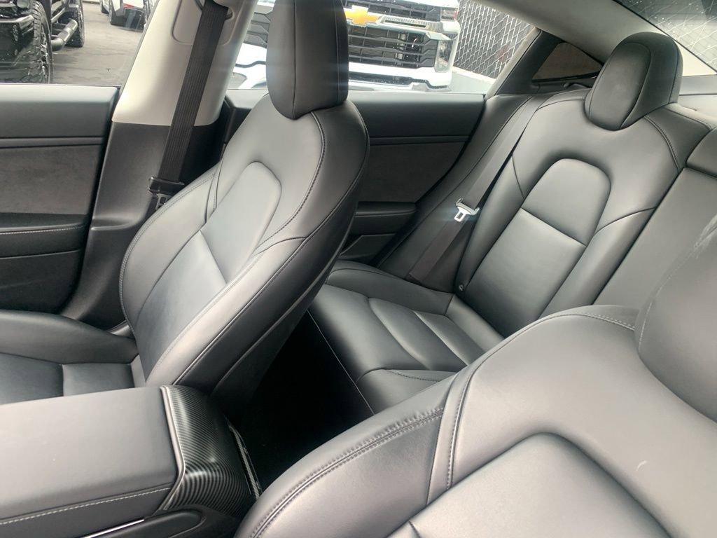 Used 2020 Tesla Model 3 Standard Range Plus RWD image 16