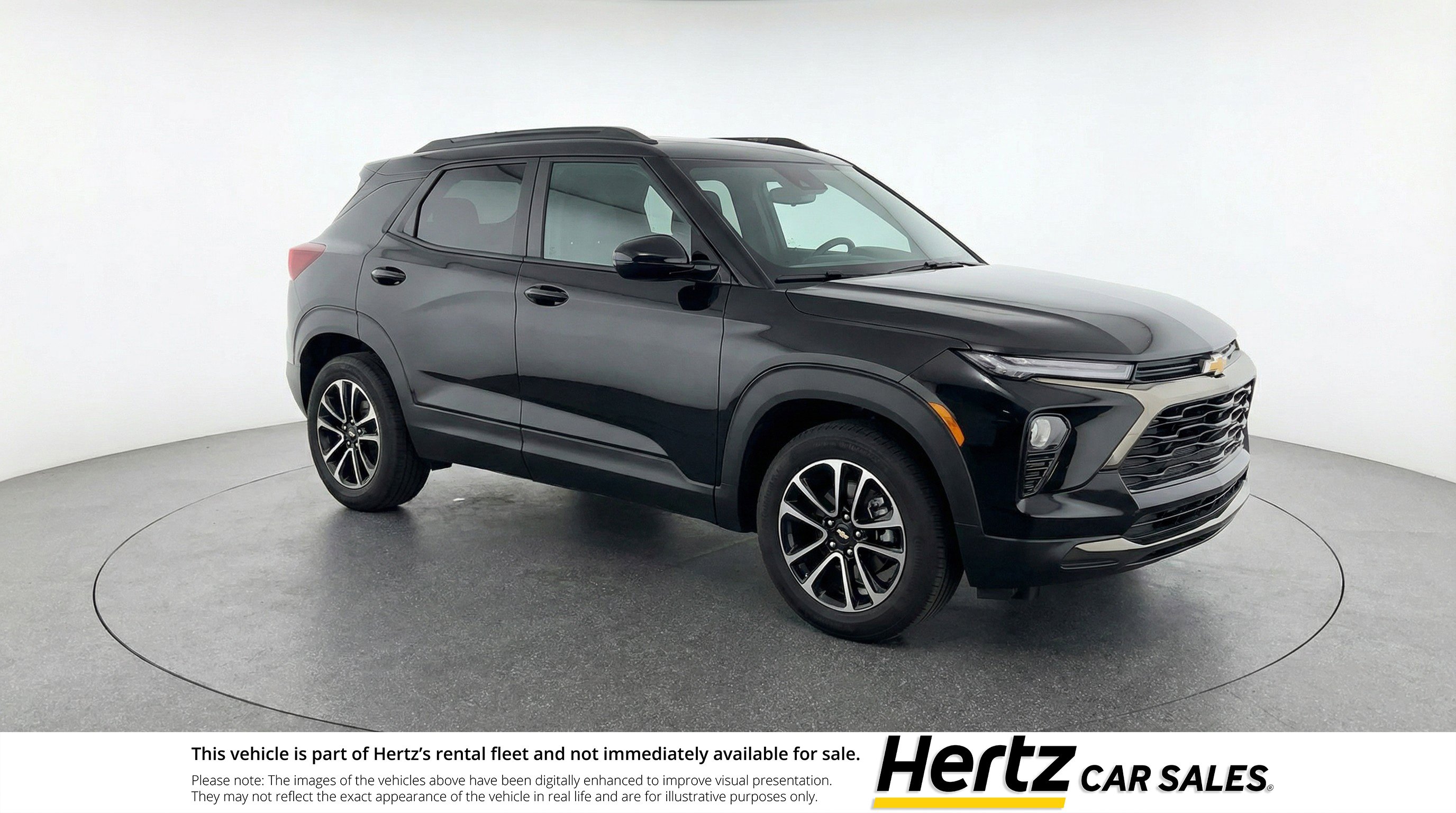 Used 2025 Chevrolet TrailBlazer LT FWD image 1