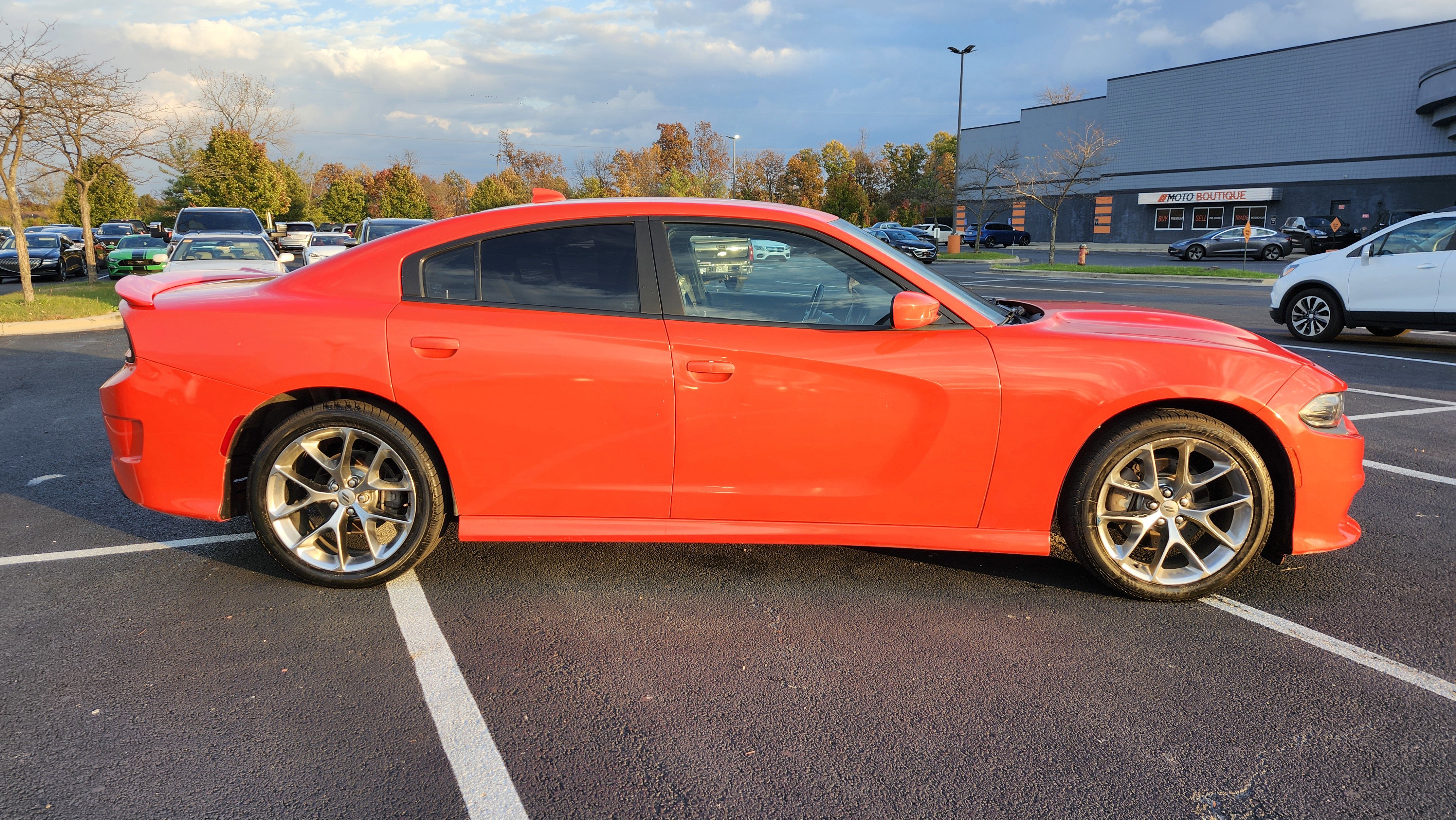 Used 2020 Dodge Charger GT image 12