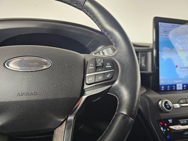 Used 2020 Ford Explorer Platinum w/ Premium Technology Package image 36