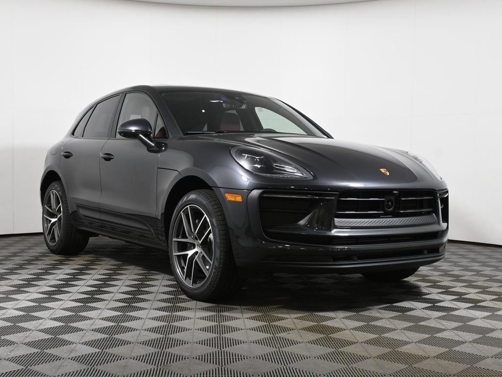 New 2026 Porsche Macan AWD/4WD image 9