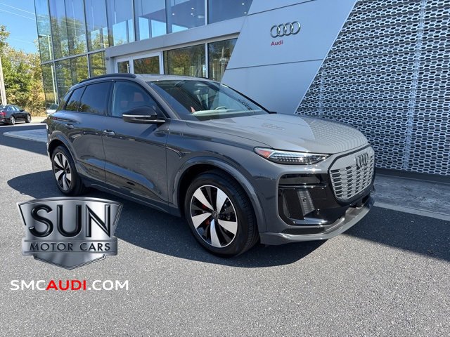 New 2025 Audi SQ6 e-tron Prestige image 1