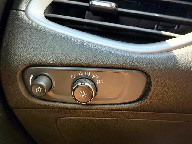 Used 2023 Chevrolet Malibu LT FWD image 22