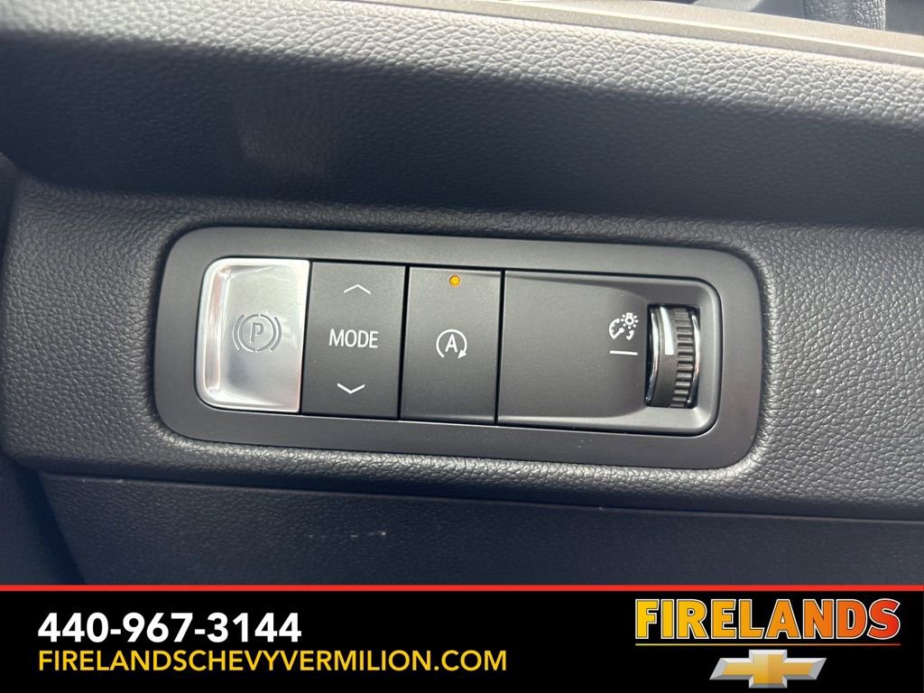 New 2026 Chevrolet Traverse LT w/ Driver Confidence Package FWD image 18