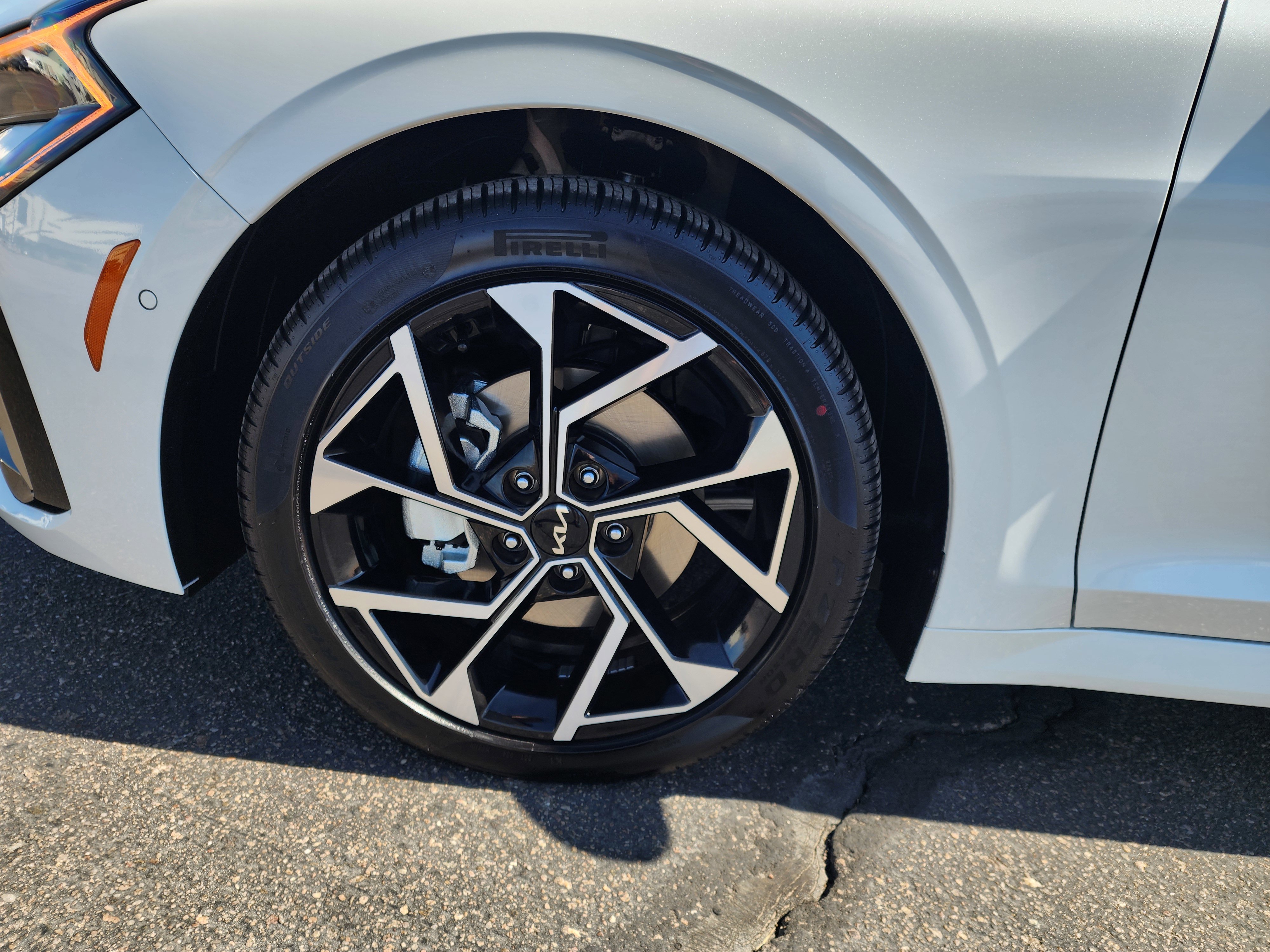 New 2026 Kia K5 EX image 8