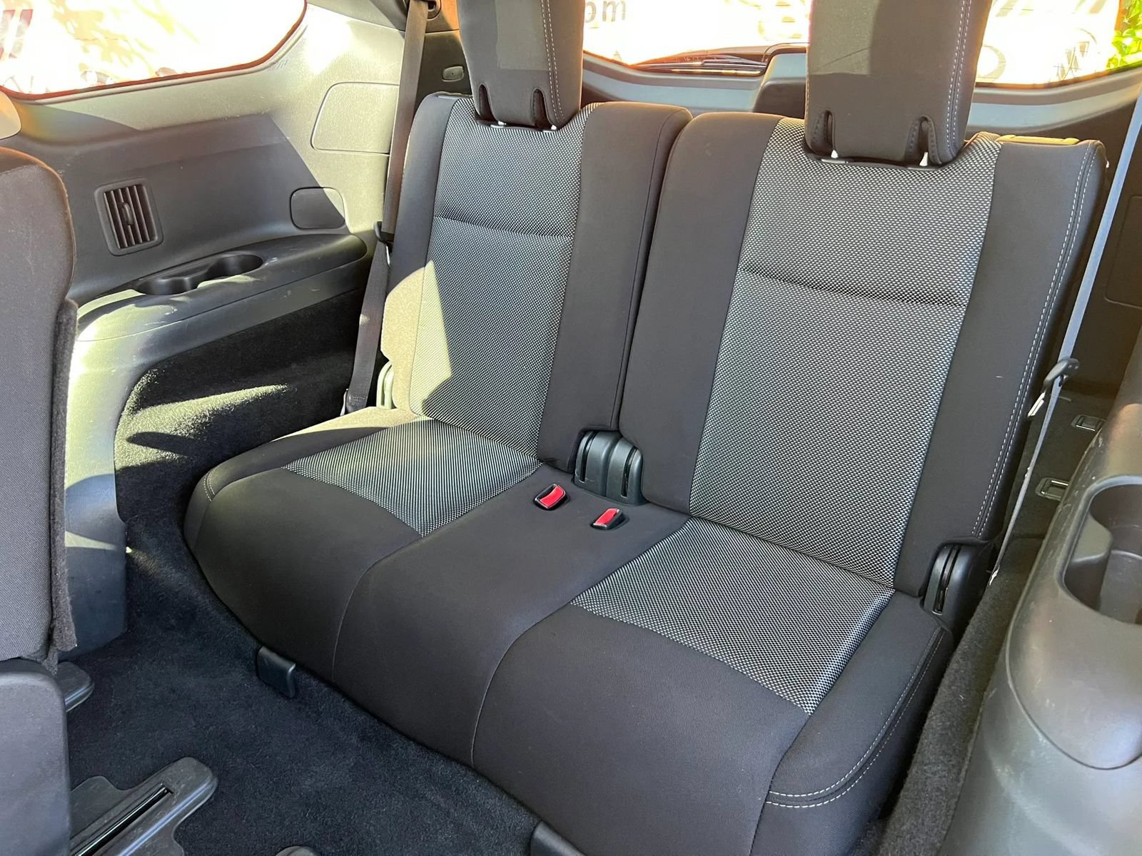 Used 2019 Nissan Pathfinder SV FWD image 11