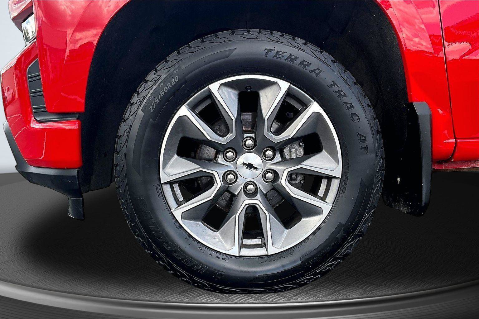 Used 2021 Chevrolet Silverado 1500 RST AWD/4WD image 10