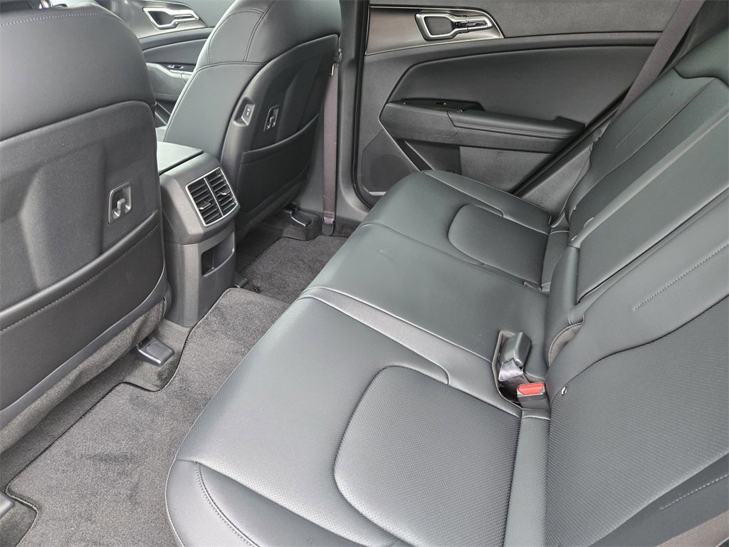 New 2025 Kia Sportage EX image 19