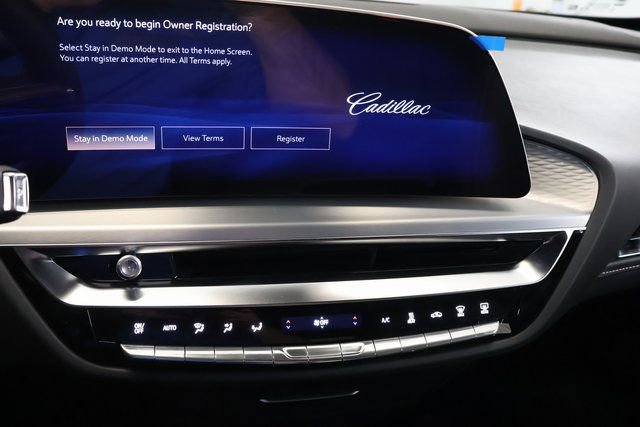 New 2026 Cadillac Lyriq Signature Luxury image 16