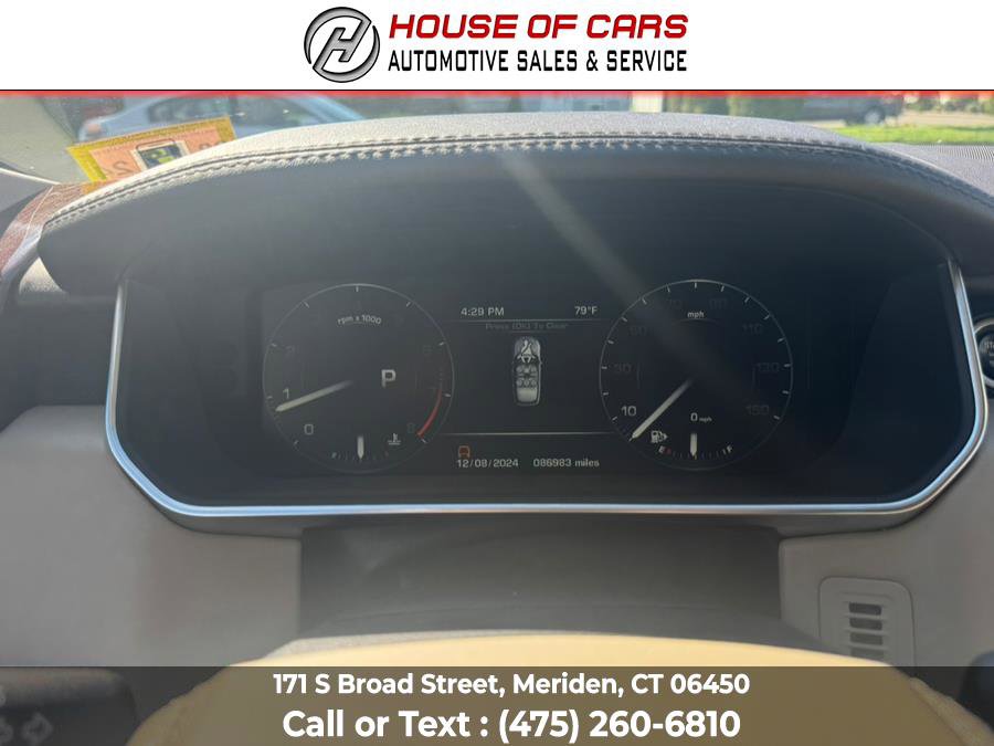 Used 2014 Land Rover Range Rover HSE image 34