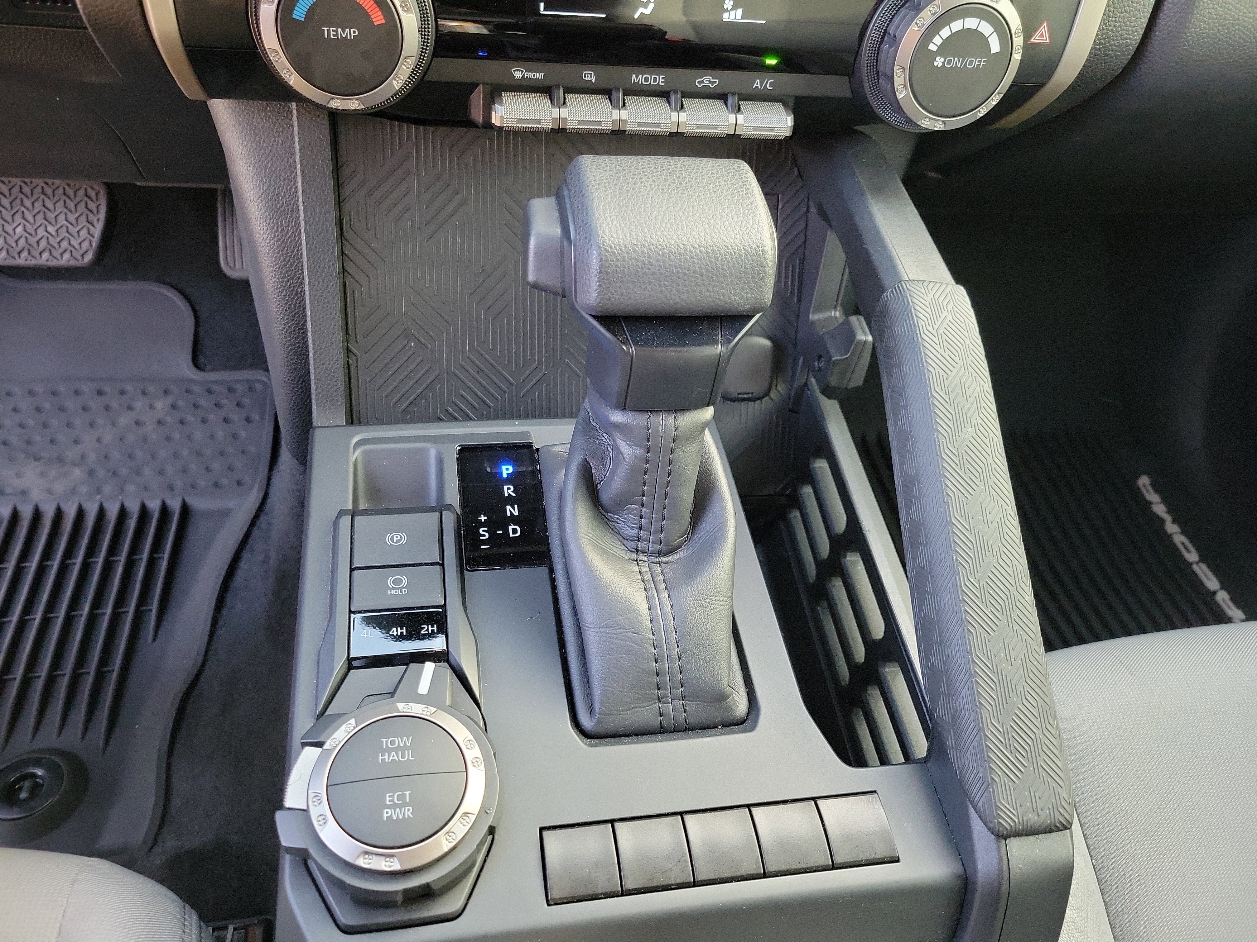 Certified 2025 Toyota Tacoma SR5 image 22