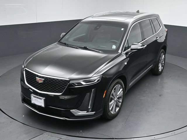 Used 2025 Cadillac XT6 Premium Luxury w/ Technology Package AWD/4WD image 48