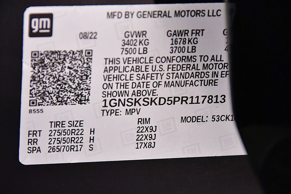 Used 2023 Chevrolet Tahoe Premier AWD/4WD image 14