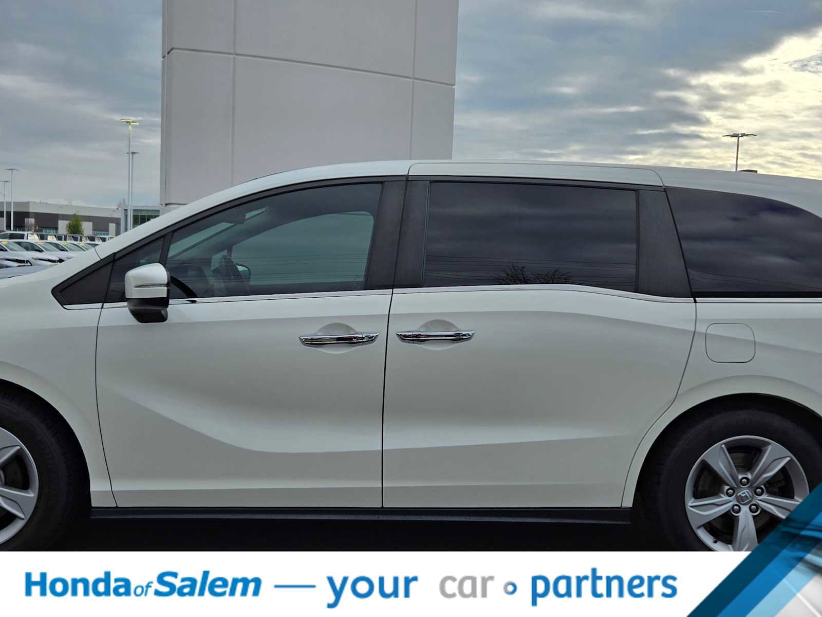 Used 2019 Honda Odyssey EX-L image 3