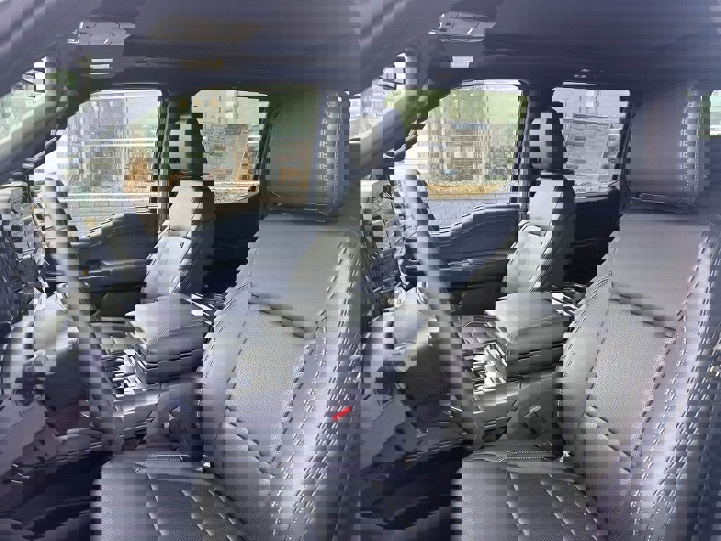 New 2026 Ford F150 Lariat w/ Equipment Group 502A High image 9