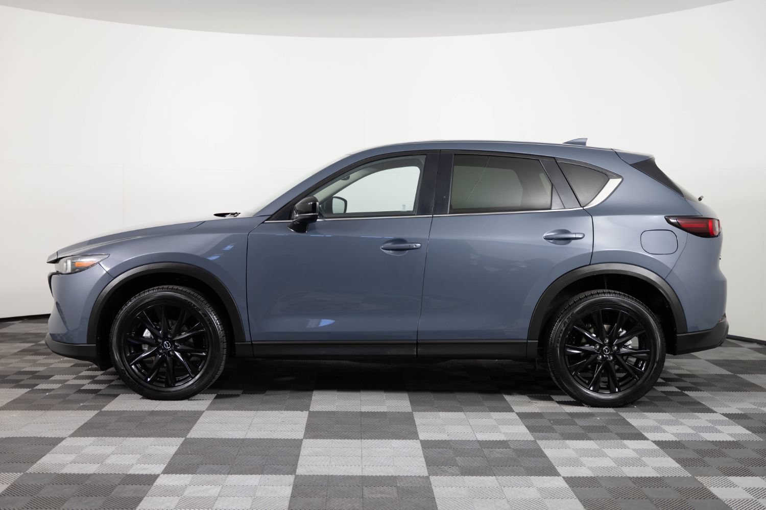 Used 2024 MAZDA CX-5 Carbon Edition AWD/4WD image 3