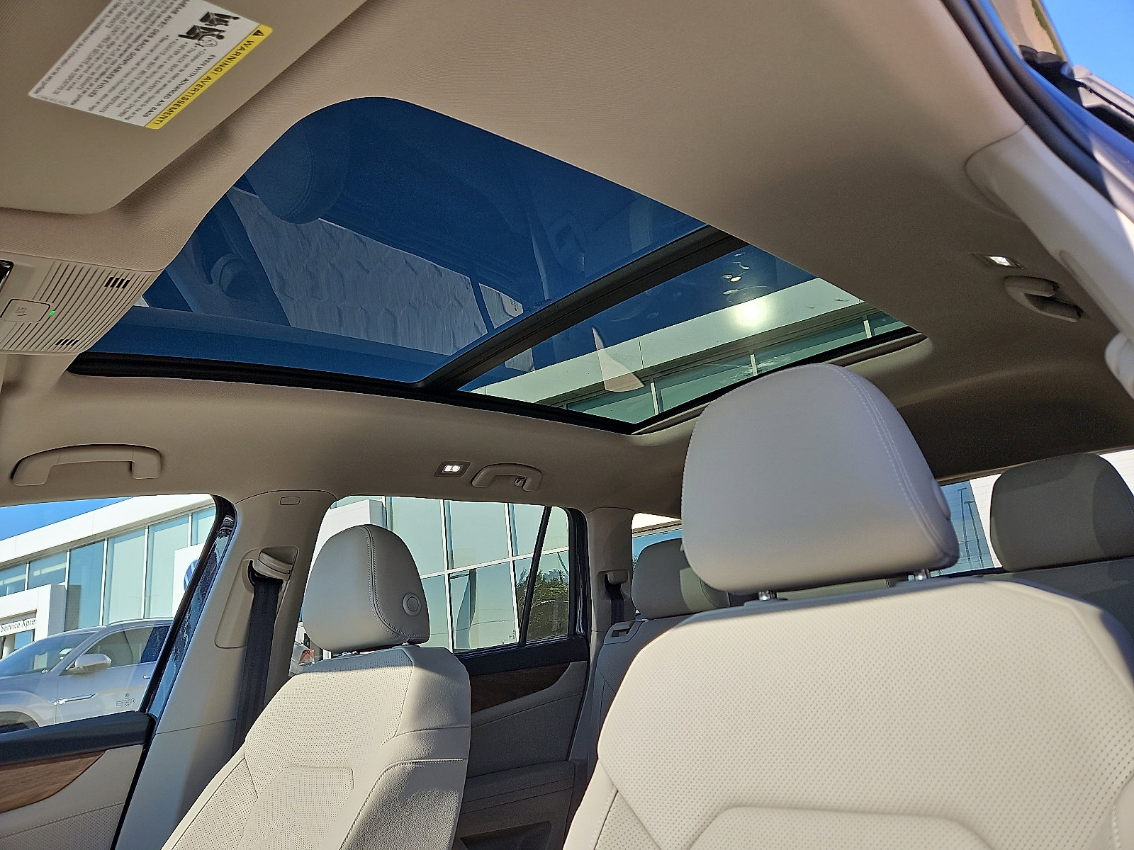 New 2026 Volkswagen Atlas SE image 12