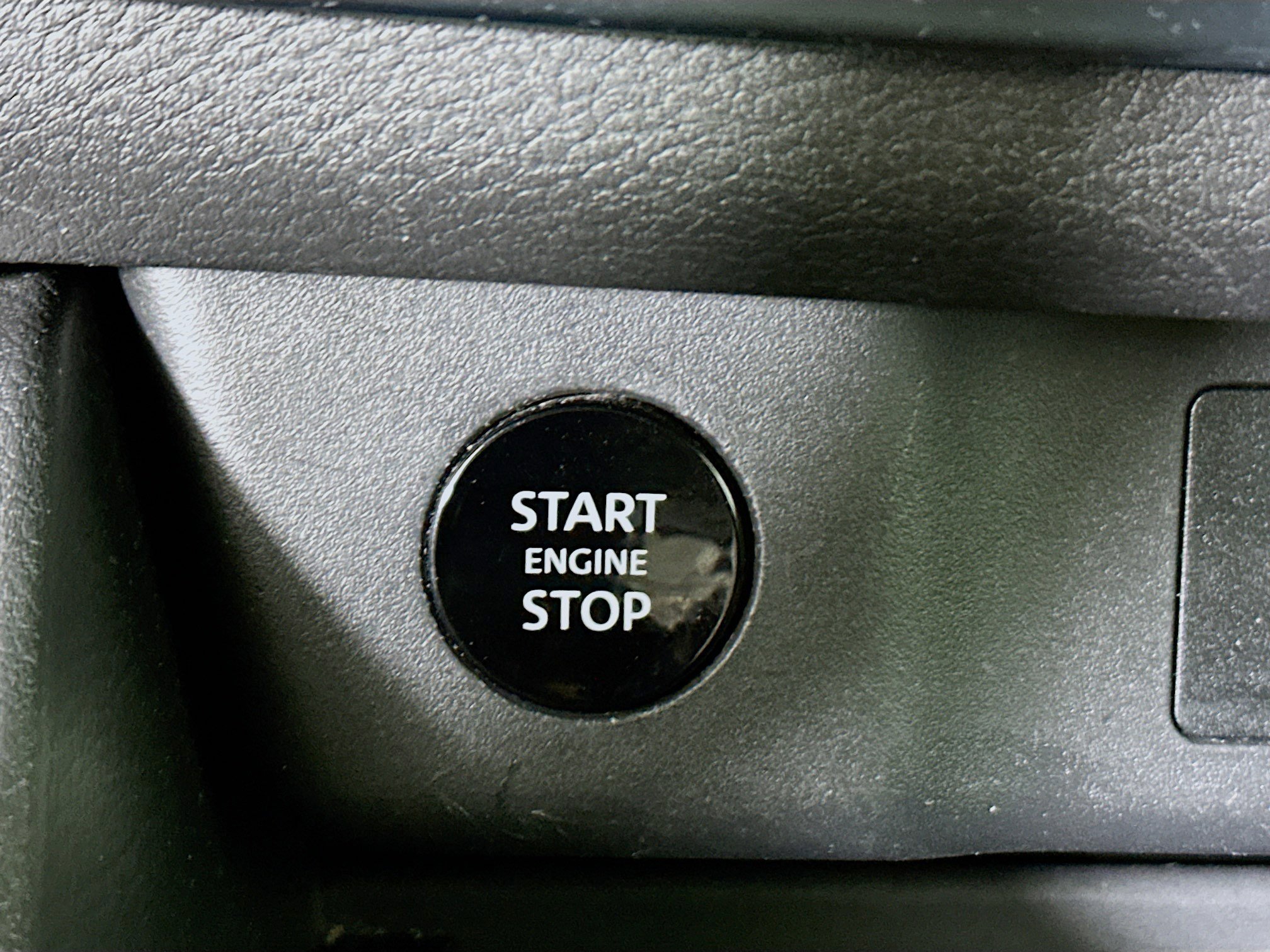 Used 2024 Nissan Rogue S image 20