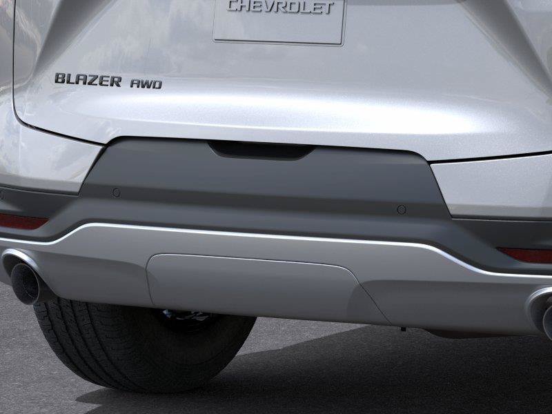 New 2026 Chevrolet Blazer LT w/ Midnight/Sport Edition AWD/4WD image 17
