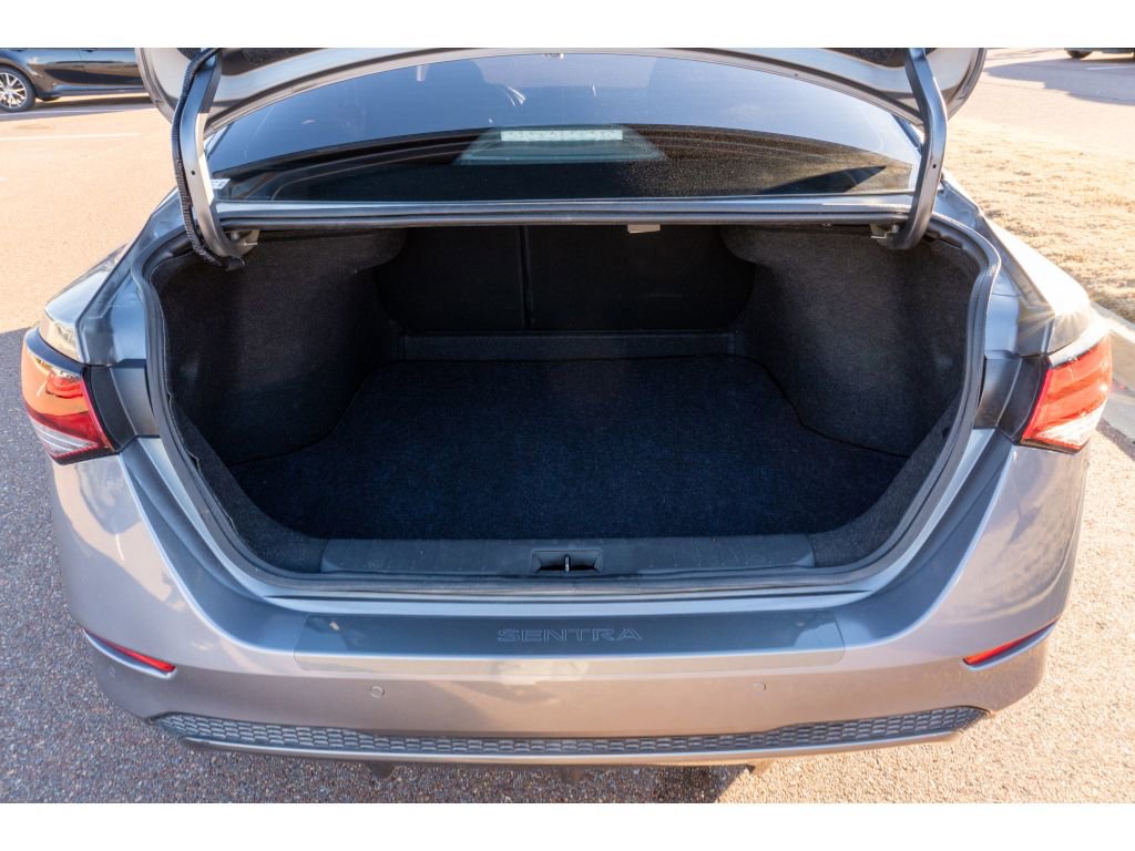 Used 2022 Nissan Sentra SV image 14