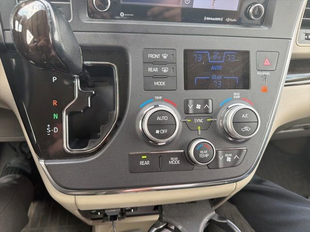 Used 2019 Toyota Sienna XLE w/ XLE Navigation Package AWD/4WD image 10