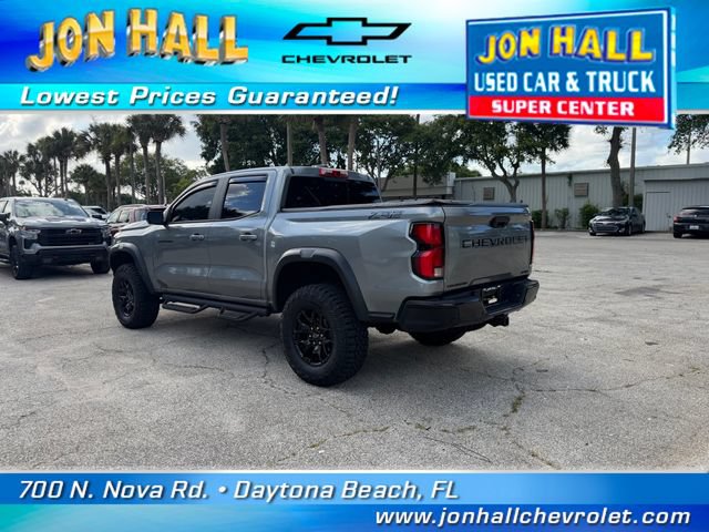 Used 2025 Chevrolet Colorado ZR2 w/ Midnight Edition AWD/4WD image 7