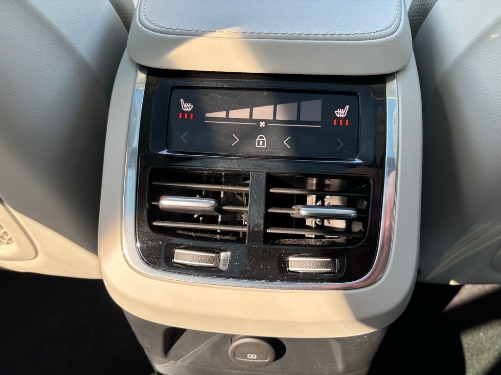Certified 2023 Volvo XC90 T8 Plus w/ Protection Package AWD/4WD image 22