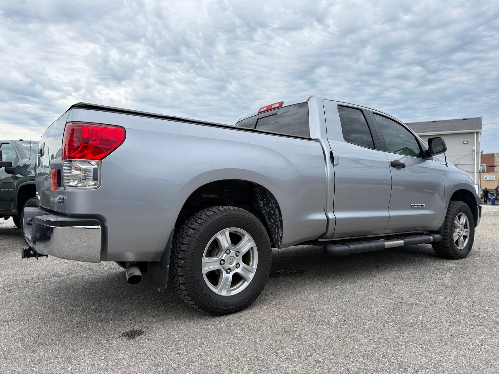 Used 2012 Toyota Tundra 4x4 Double Cab w/ Tow Pkg image 7