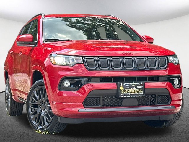 Used 2022 Jeep Compass Limited AWD/4WD image 2