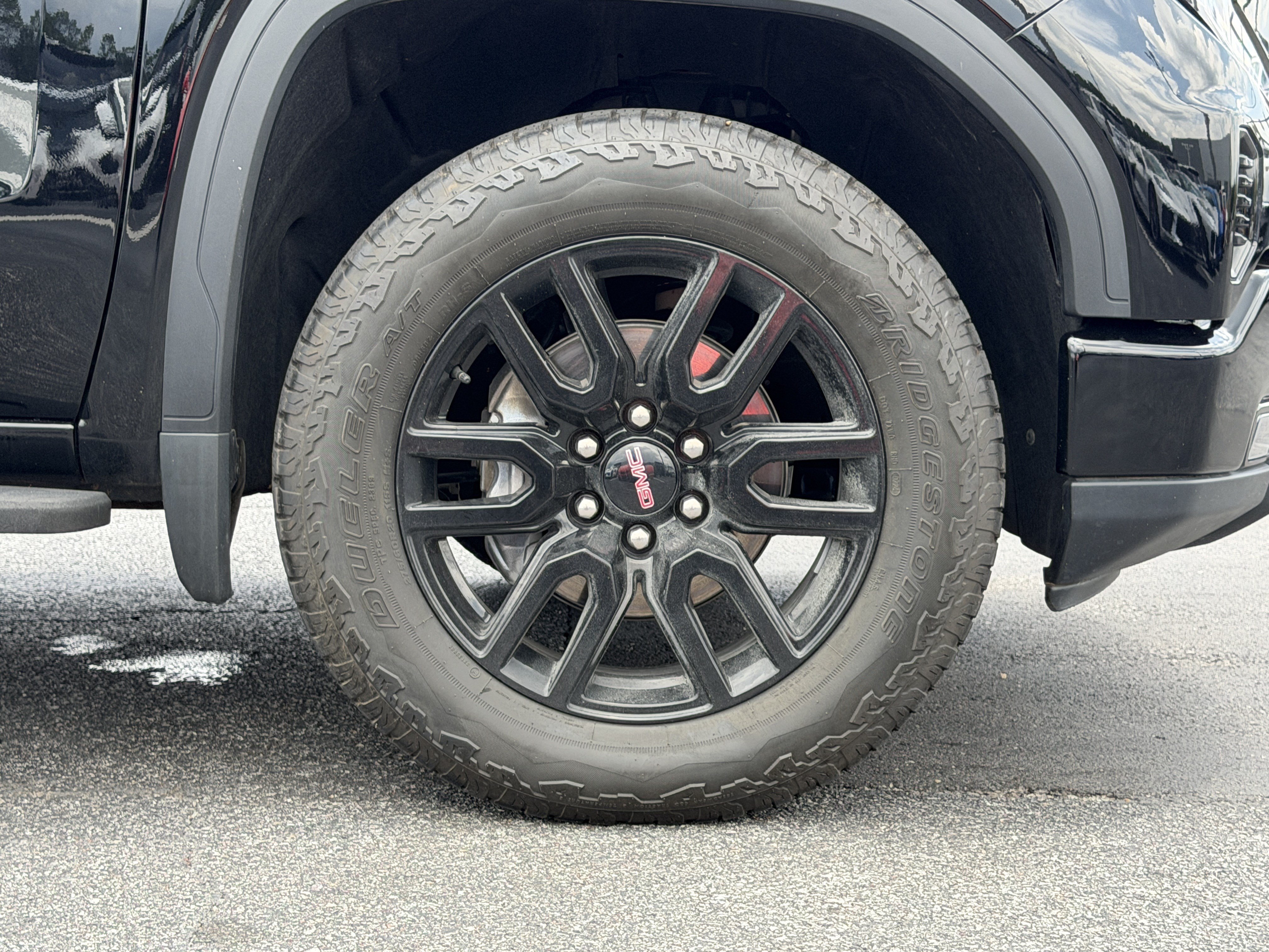 Used 2024 GMC Sierra 1500 Elevation w/ X31 Off-Road Package AWD/4WD image 13