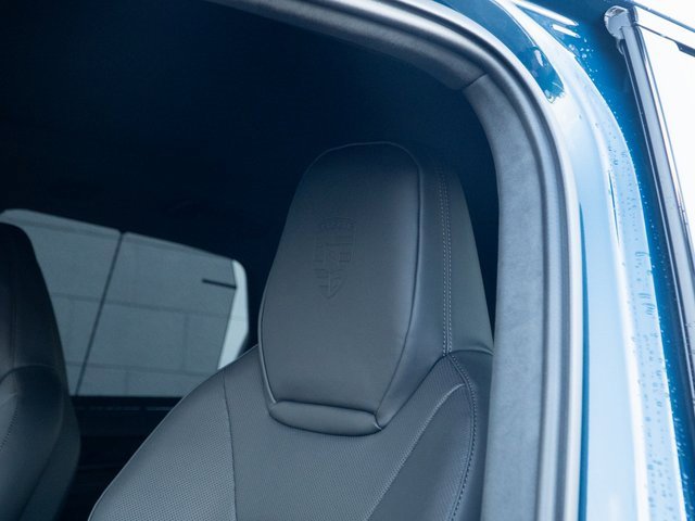 New 2026 Porsche Cayenne GTS image 19