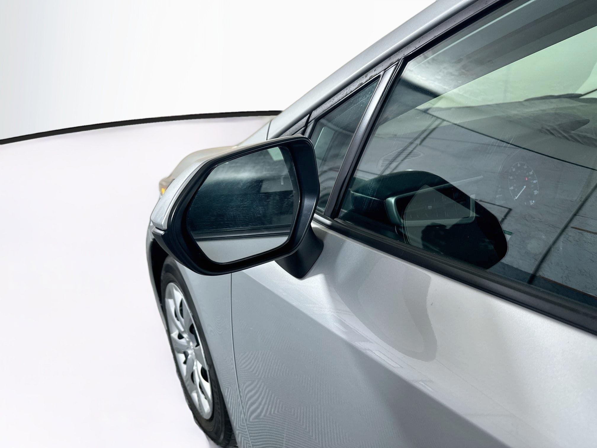 Used 2023 Toyota Corolla LE FWD image 10