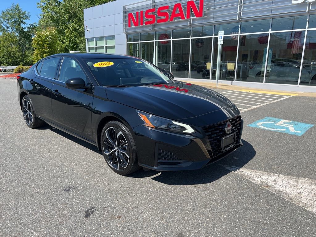 Used 2023 Nissan Altima 2.5 SR w/ SR Premium Package AWD/4WD video 1