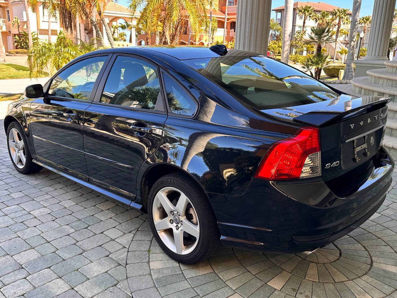 Used 2009 Volvo S40 T5 R-Design image 27