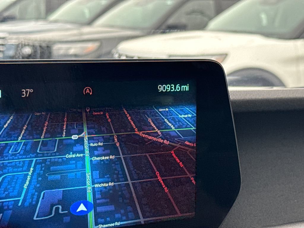 Used 2025 Ford Expedition Platinum w/ Stealth Appearance Package image 38