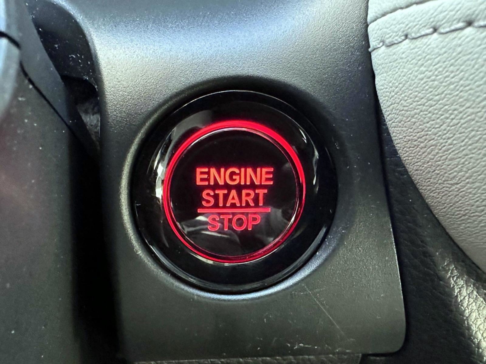Used 2024 Honda HR-V LX image 19
