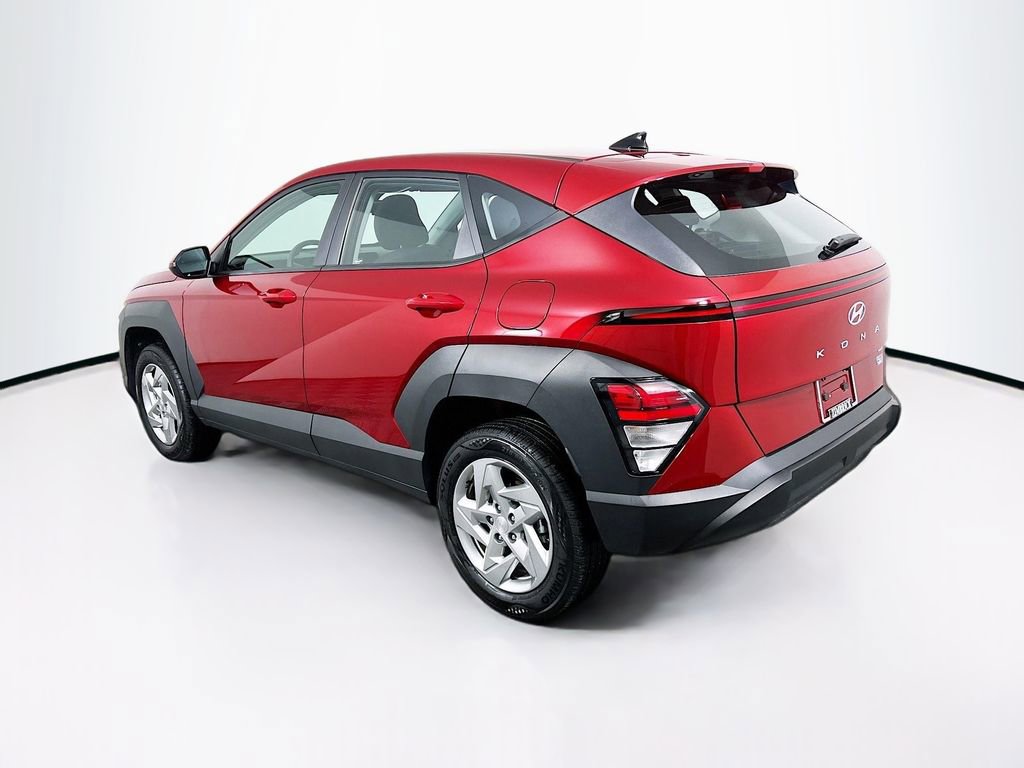 Certified 2025 Hyundai Kona SE image 6