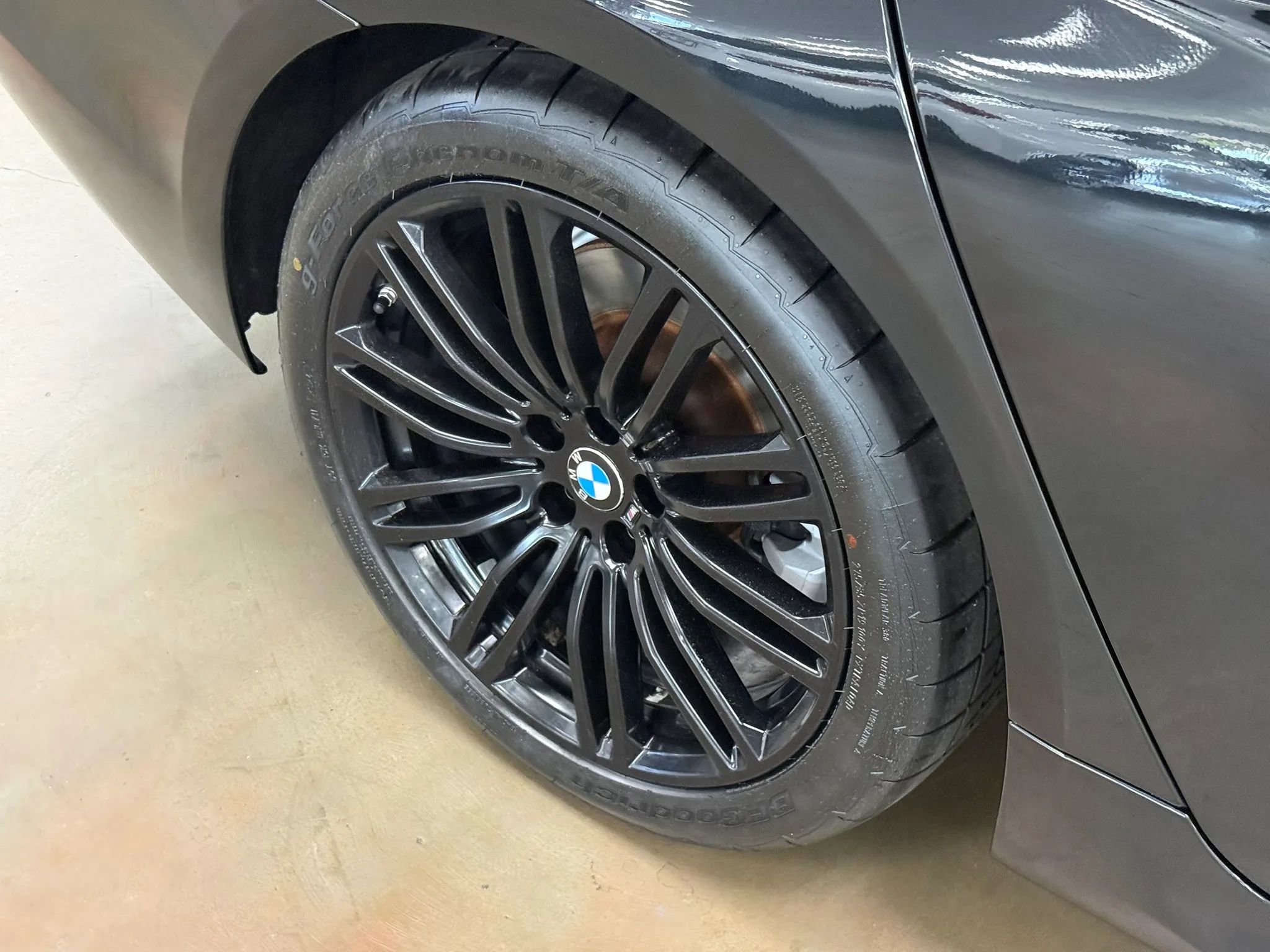 Used 2019 BMW 530i w/ M Sport Package RWD image 10
