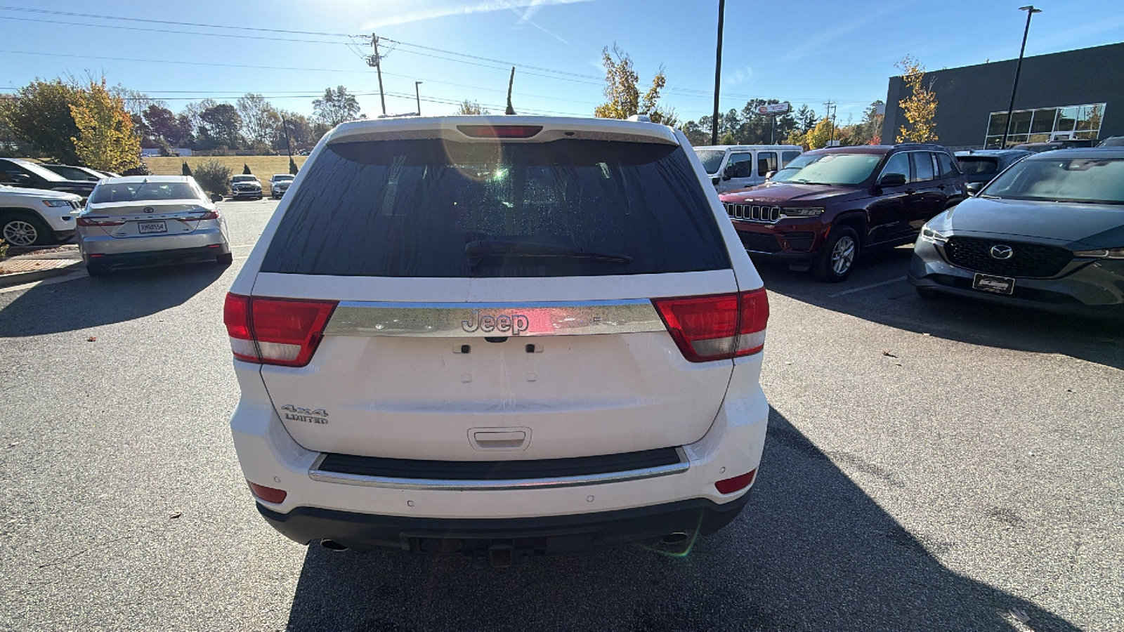 Used 2013 Jeep Grand Cherokee Limited AWD/4WD image 9