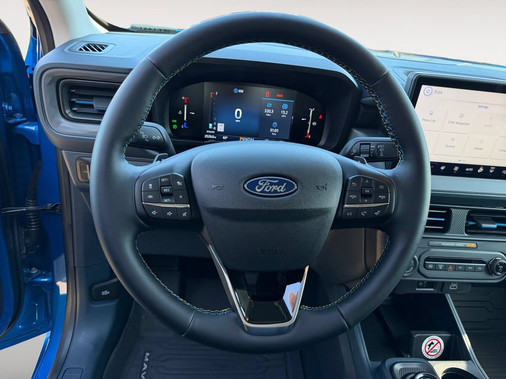 Used 2026 Ford Maverick Lobo AWD/4WD image 13
