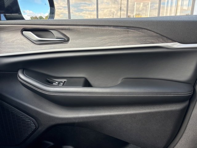 New 2025 Jeep Grand Cherokee Limited w/ Trailer Tow Package image 26