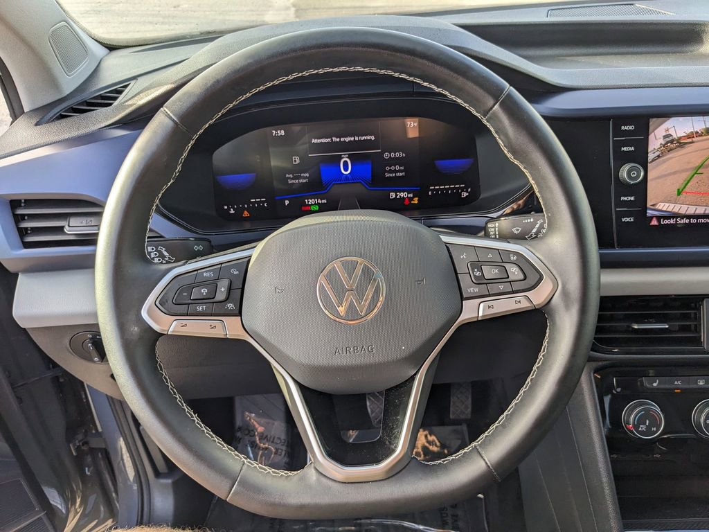 Used 2023 Volkswagen Taos SE image 25