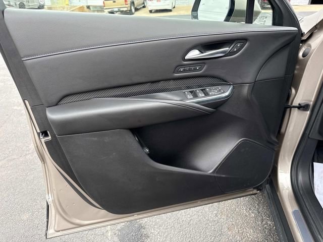 Used 2024 Cadillac XT4 Sport w/ Active Safety Package image 9