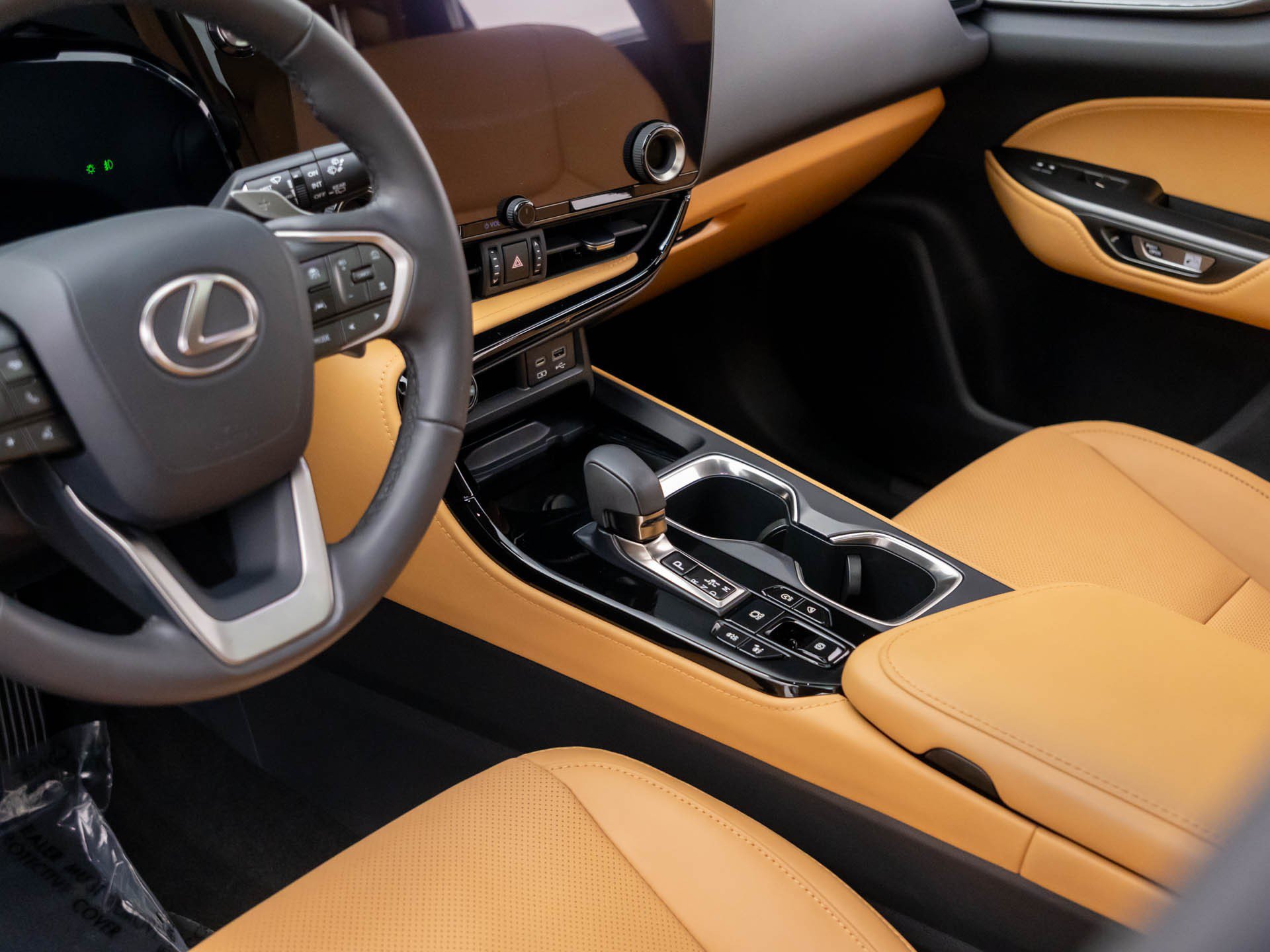Used 2024 Lexus NX 350 AWD image 12
