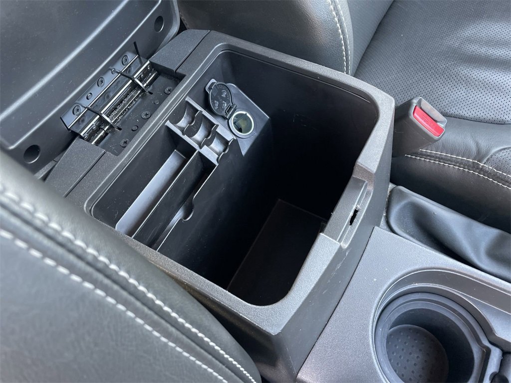 Used 2020 Nissan Frontier PRO-4X image 33