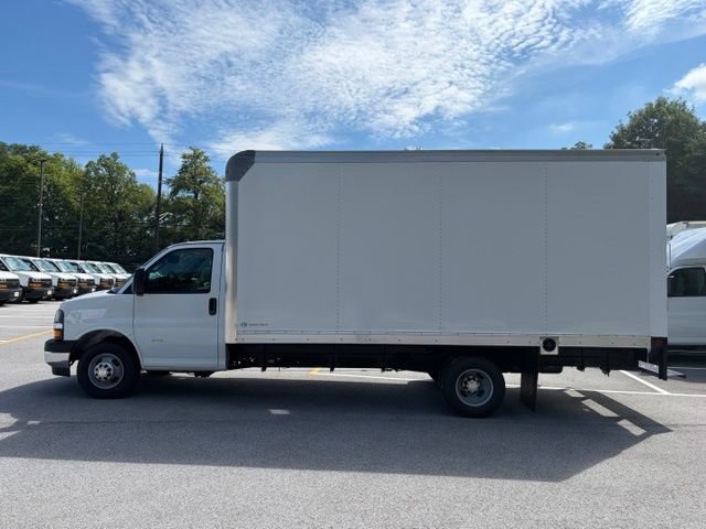 New 2026 Chevrolet Express 3500 w/ Power Convenience Package RWD image 4
